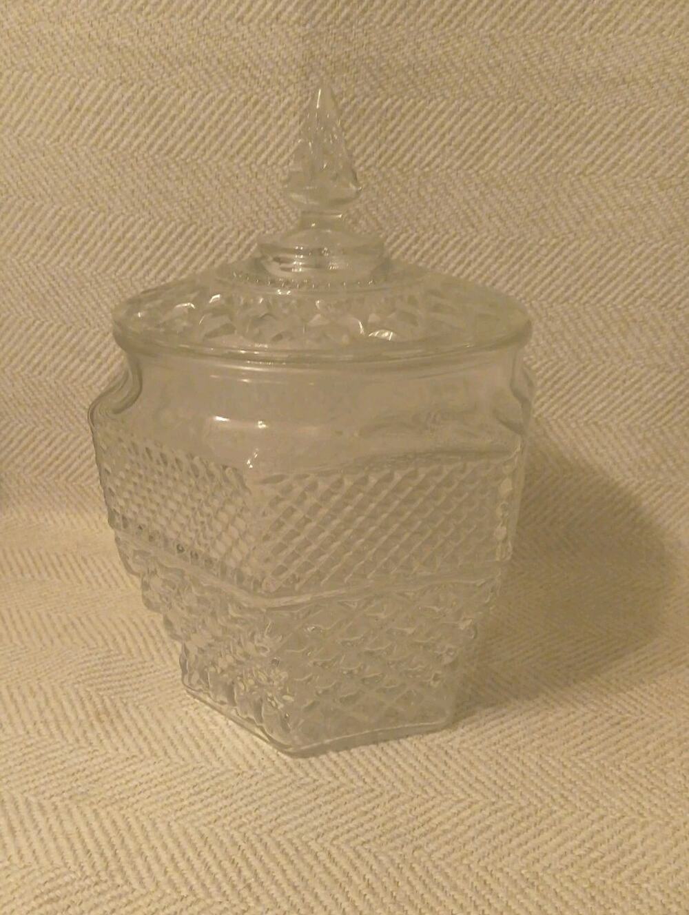 Anchor Hocking Wexford Glass Crystal MCM Cookie Jar with Lid Vintage